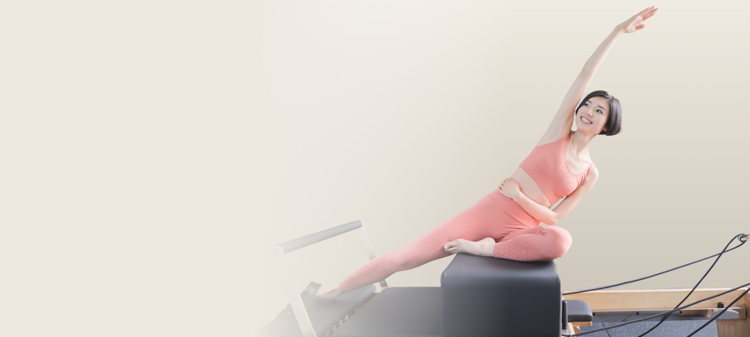 中野のマシンピラティスELEMENTのFV